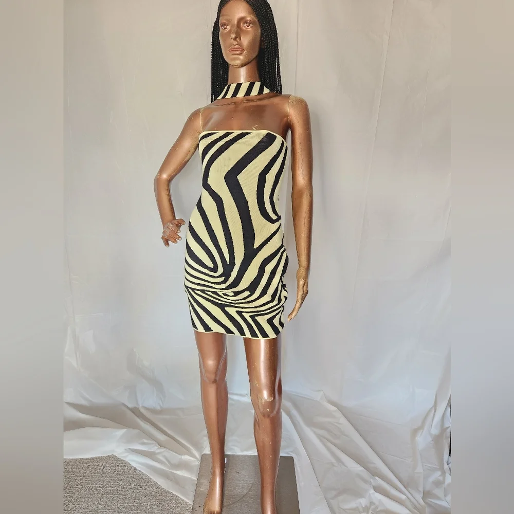 Zebra Print Bodycon Mini Dress w/ Choker Neck - Picture 7 of 13